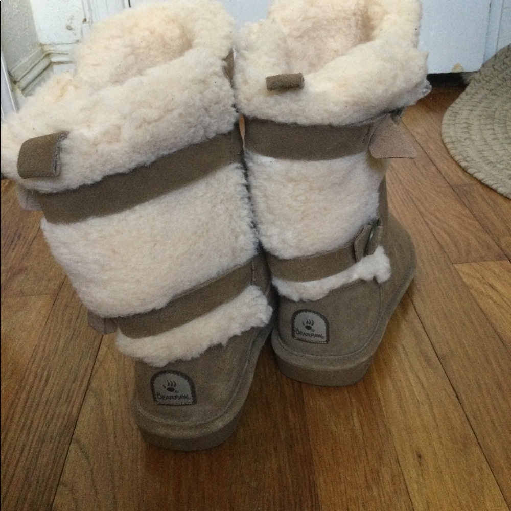 Bearpaw Tan Boots - image 7
